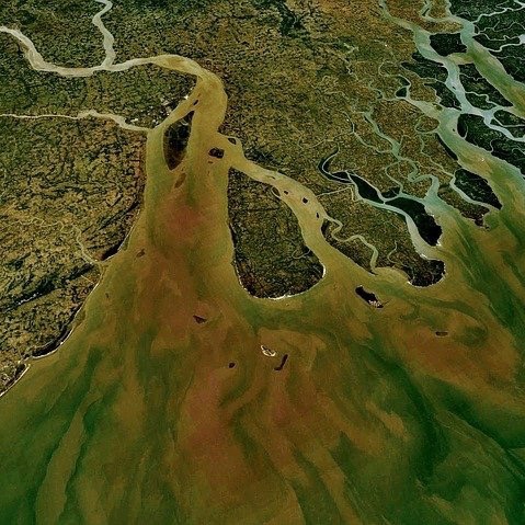 Ecologies matérielles et spiritualités